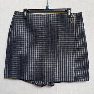 Jones New York Signature‎ Petite Black White Plaid Skort Shorts 12P Rear Pockets